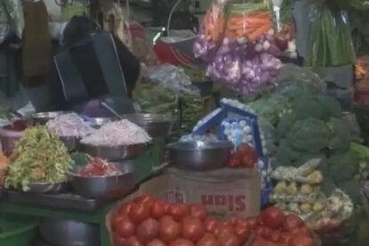 Mercados de Cochabamba intentan retomar la normalidad tras 15 días de bloqueos