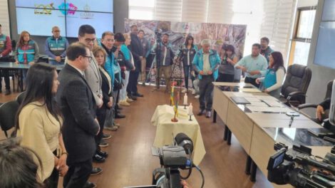 Reorganización en La Paz con un plan de austeridad