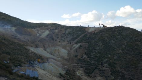 Explotación minera en cerro San Felipe