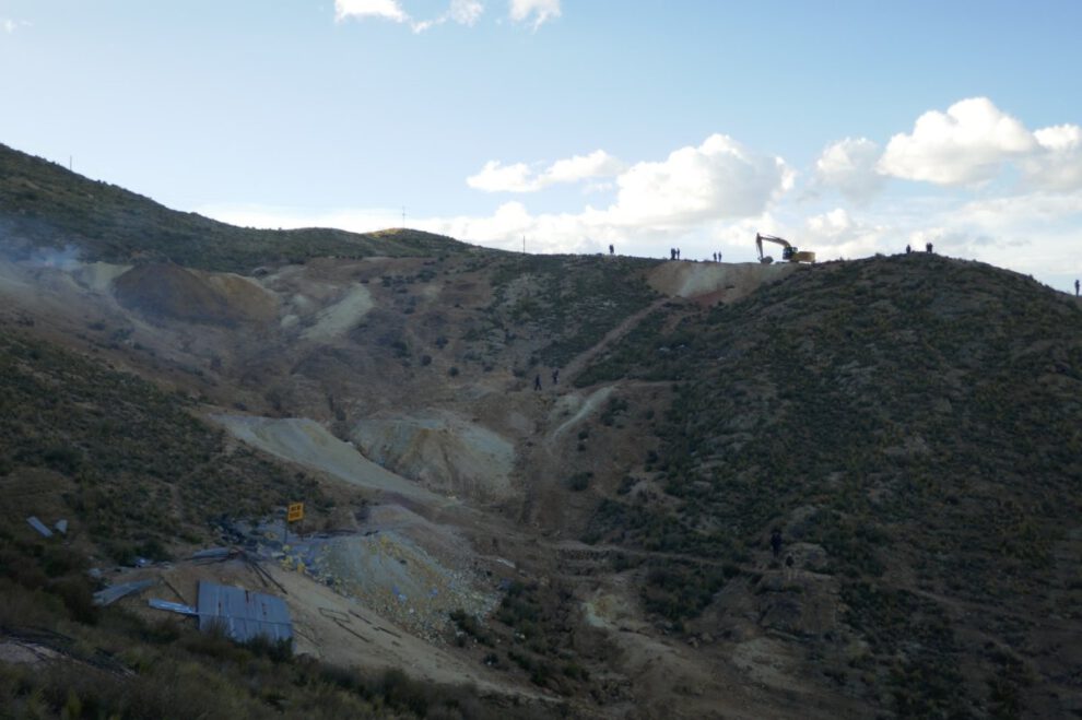 Explotación minera en cerro San Felipe