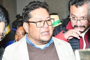 Fallece ministro de Trabajo Erland Rodríguez