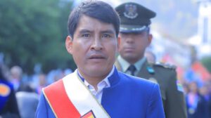 Gobernador de Chuquisaca Damián Condori en estado crítico tras forcejeo