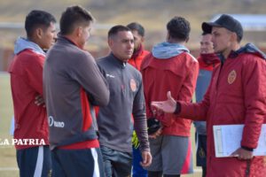 CDT Real Oruro refuerza su plantel con nuevos jugadores