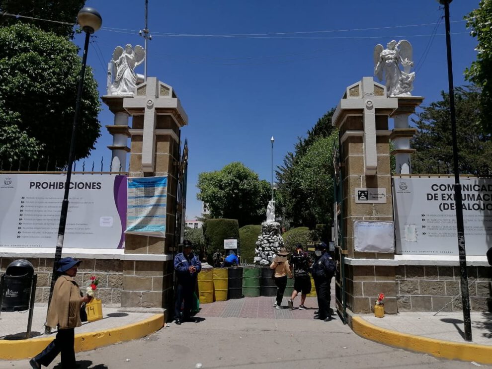 Colapso del Cementerio General en Oruro