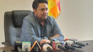 Emapa aceite refinado en envases de 900 mililitros