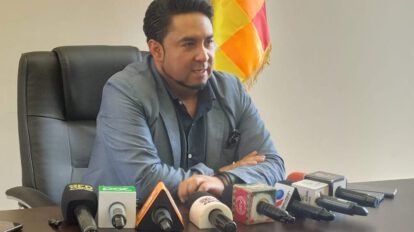 Emapa aceite refinado en envases de 900 mililitros