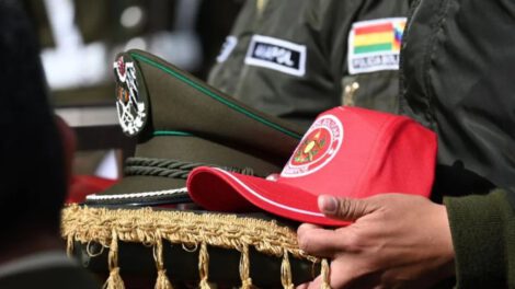 Madres de policías caídos en conflictos sociales