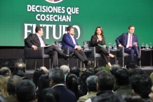 Candidatos debaten propuestas agropecuarias en foro de la CAO