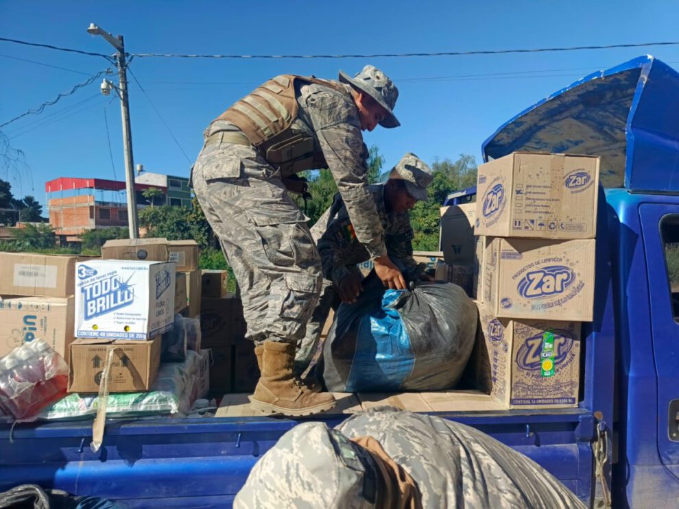 Incautan productos de contrabando en Tarija