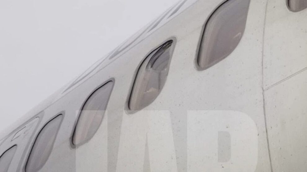 Impacto de ave en avión de BoA en Viru Viru