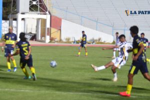 Choque de pronóstico reservado entre Oruro Royal y Municipal Challapata