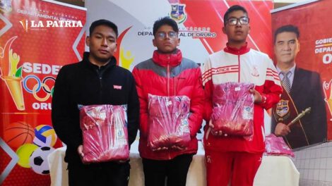 Deportistas orureños que participarán en el Torneo Nacional de Raqueta Frontón