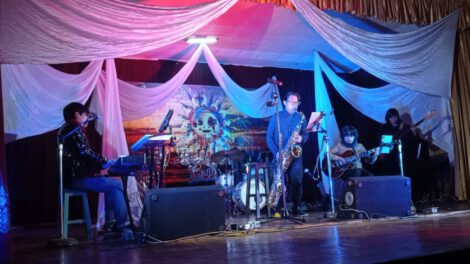 The Llamers deslumbra al público orureño con un concierto de jazz