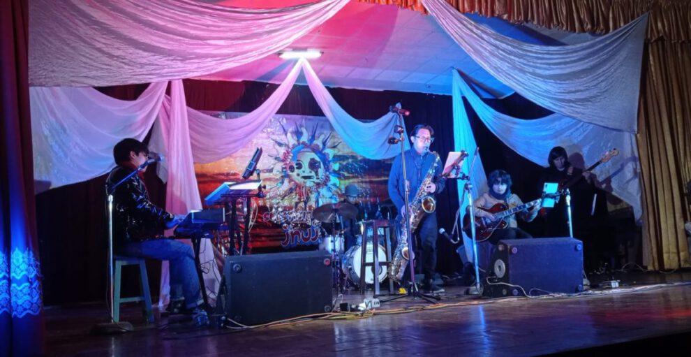 The Llamers deslumbra al público orureño con un concierto de jazz