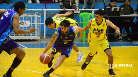 Carl A-Z cae ante Leones de Potosí