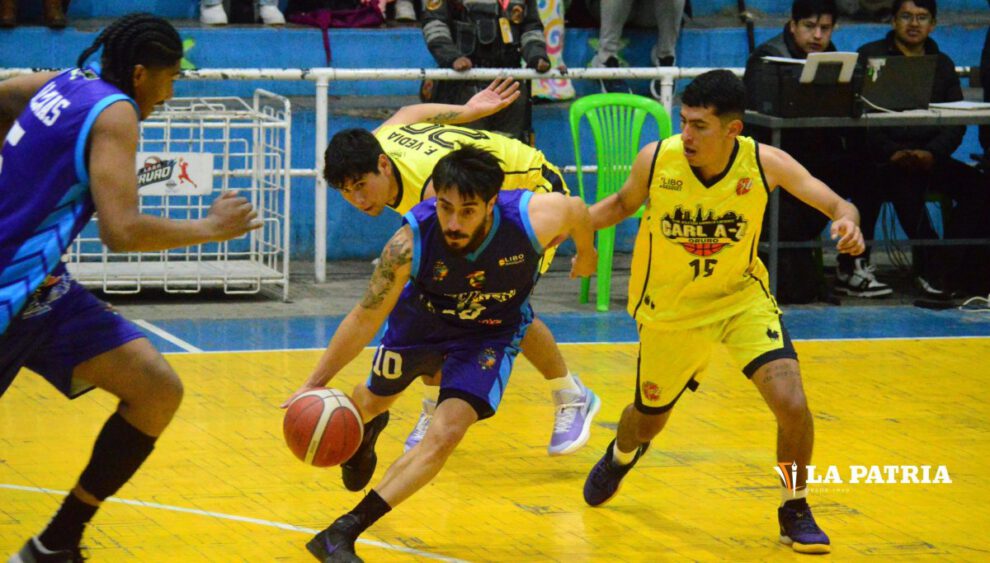 Carl A-Z cae ante Leones de Potosí