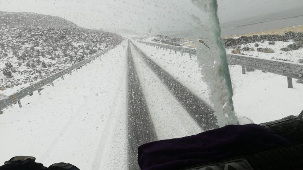 Intensas nevadas en Tambo Quemado afectan camiones de exportación