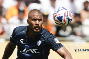 Salomón Rondón se despide del Pachuca para emigrar al Real Oviedo español