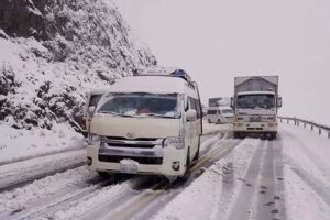 Circulación vehicular en pasos fronterizos entre Chile y Bolivia