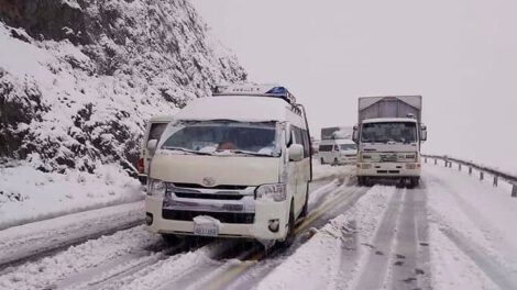 Circulación vehicular en pasos fronterizos entre Chile y Bolivia