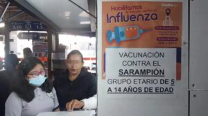 Vacunación contra el sarampión en Cochabamba