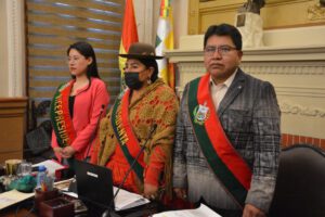 Lourdes Chambilla ratificada como presidente del Concejo Municipal de La Paz