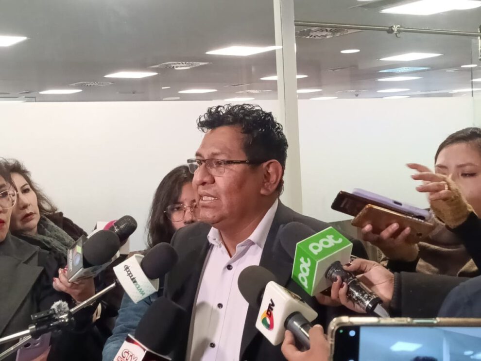 Proyecto de Ley 312/2023-2024 defendido por José Luis Flores Colquillo