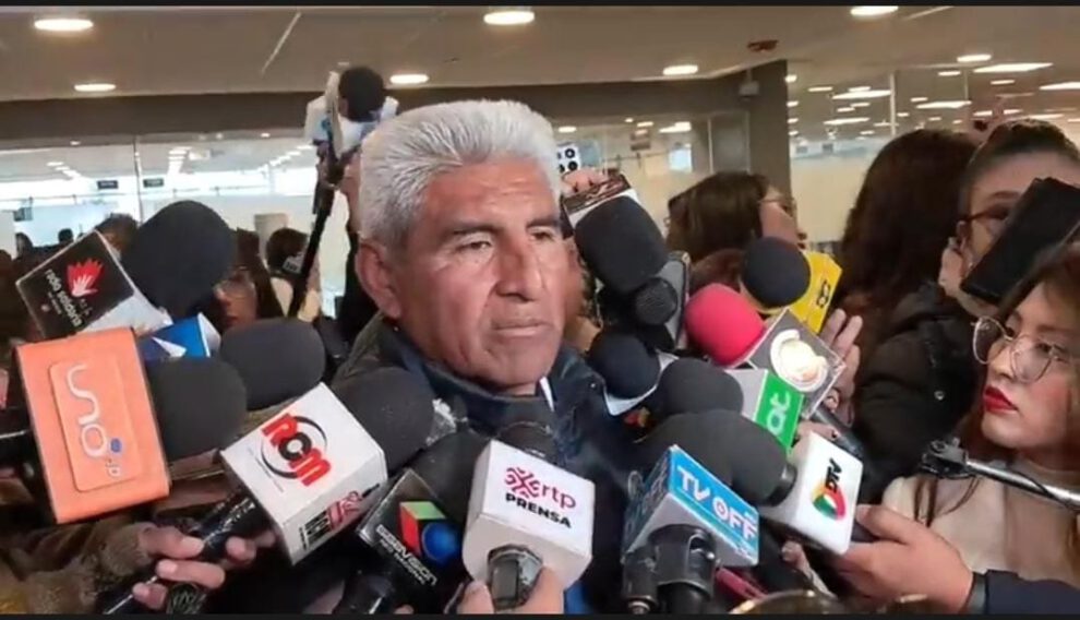 Comité Cívico Potosinista liderado por Alberto Pérez rechaza contratos con empresas extranjeras