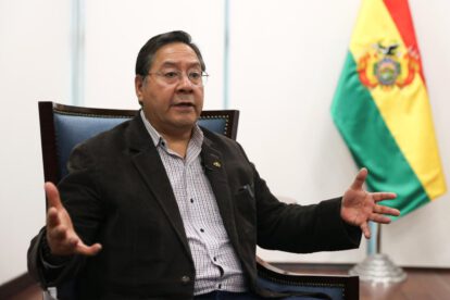 Renuncia de Luis Arce como candidato a senador por el MAS