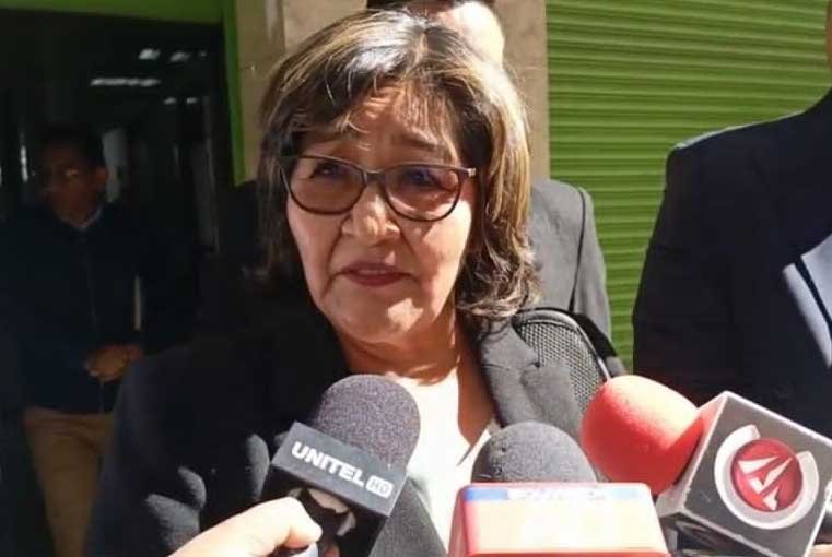 Falsificación de documentos en el caso de la magistrada Fanny Coaquira