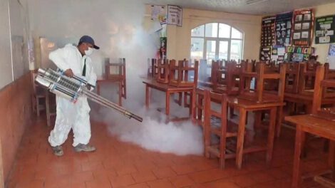 fumigación en escuelas para prevenir contagios