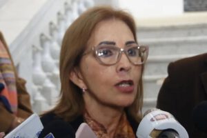 Centa Rek pide a candidatos y legisladores oponerse a los contratos de litio