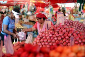 Inflación en Bolivia: precios de la carne, papa y cebolla suben en junio
