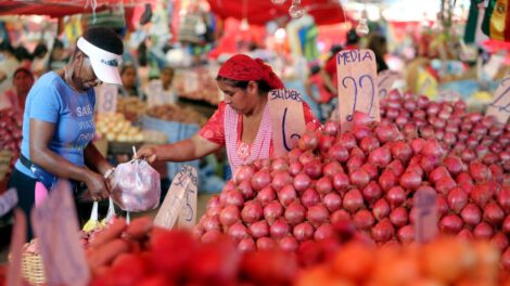 Inflación en Bolivia: precios de la carne, papa y cebolla suben en junio