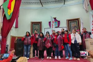 Milena Colque asume la Federación Departamental de Trabajadores de Educación en Oruro