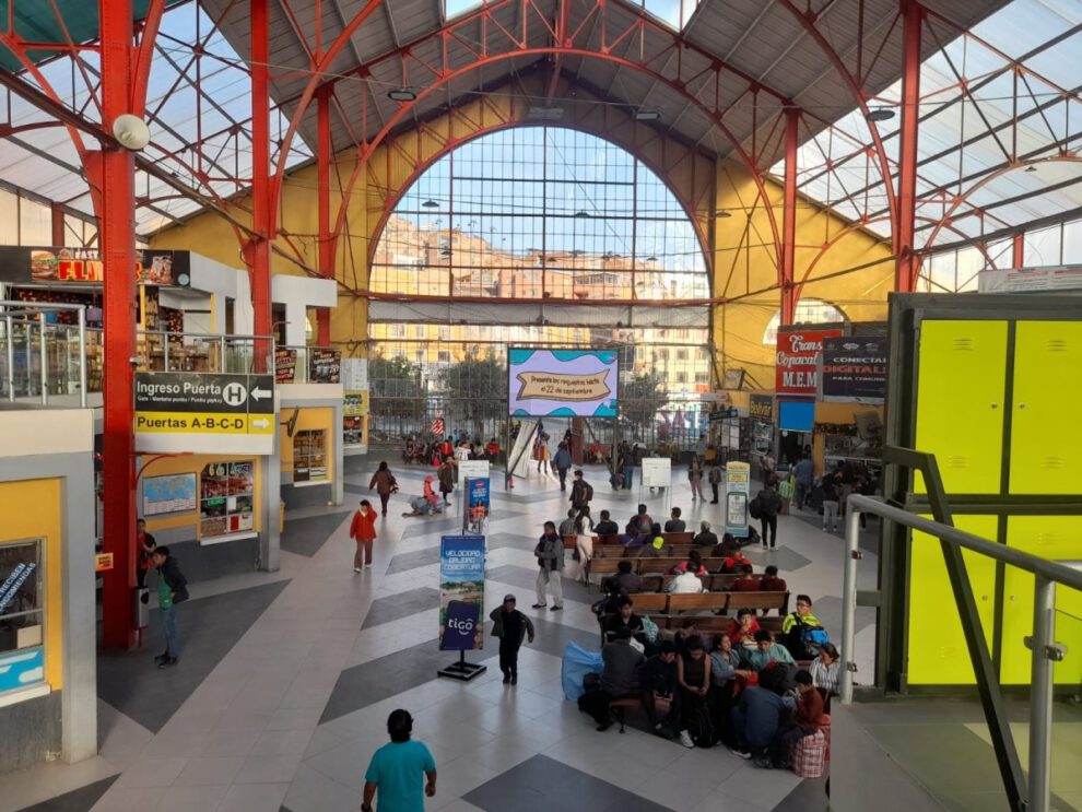 Falta de diésel en terminales de buses de La Paz y El Alto