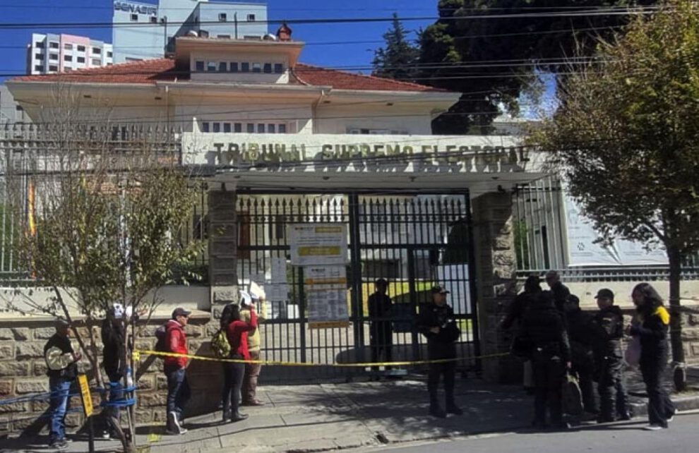 TSE denuncia ataques a elecciones en Bolivia