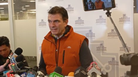 Rodrigo Paz denuncia discriminación política en debates presidenciales