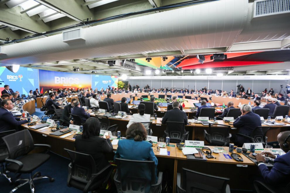 Luis Arce en cumbre BRICS