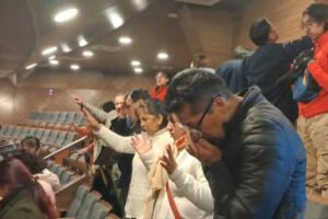 Oración en la Asamblea Legislativa Plurinacional por líderes religiosos