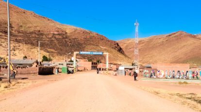 Tramo I de la carretera Botijlaca–Charaña en La Paz