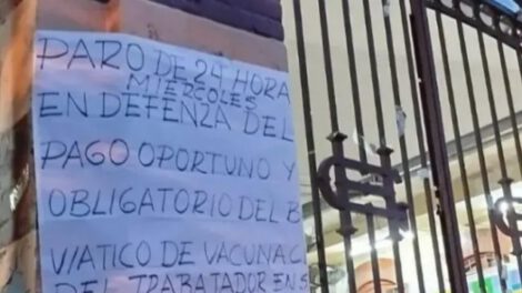 paro de 24 horas en Santa Cruz por incumplimiento de bono de vacunación