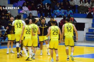 Carl A-Z busca frenar al líder Nacional Potosí en la Libobásquet