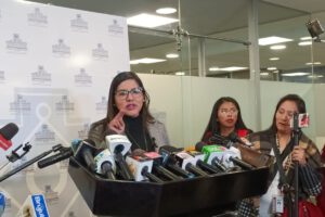 Contrato con transnacional rusa en Bolivia