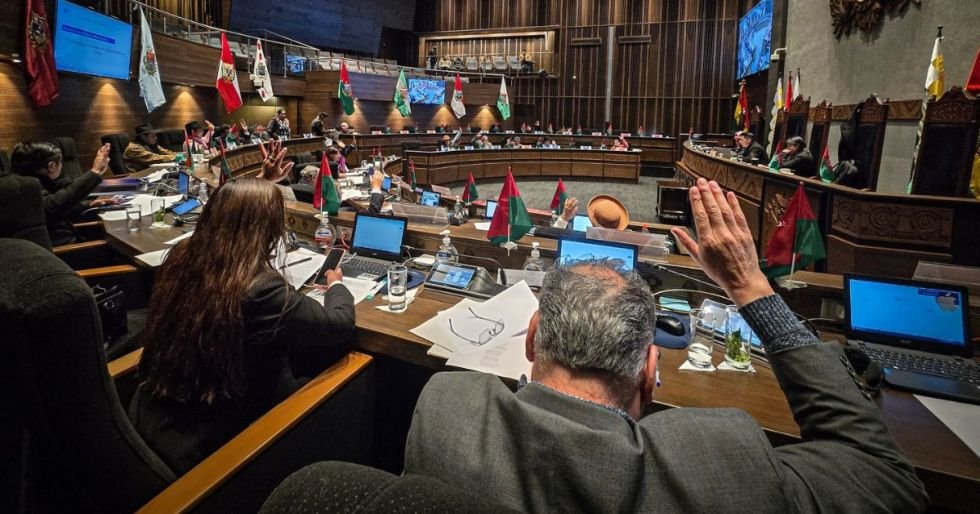 Ley para evitar ratificación de ministros censurados