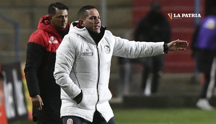 Leonardo Égüez entrenador Independiente Sucre