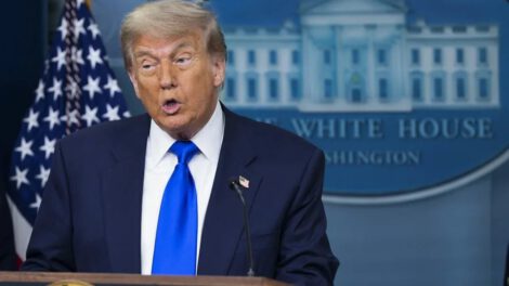 Ciudadanía por nacimiento bloqueada por juez federal