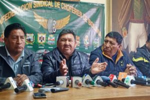 Chóferes de Bolivia rechazan anteproyecto que endurece penas por accidentes de tránsito