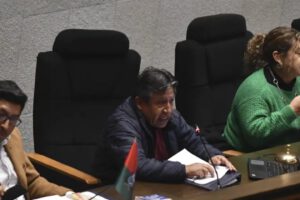 Suspensión de sesión legislativa presidida por David Choquehuanca