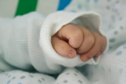 Madre ebria asfixia a su hijo en La Paz